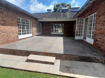 3 Bedroom Garden Flat