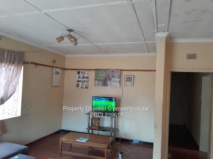 Tynwald 3-Bed Home, 1 Bath, Spacious Yard & Built-ins