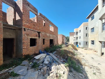 3 Bedroom Flat & Apartment