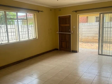 3 Bedroom Garden Flat