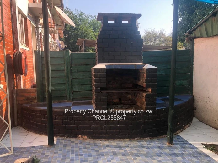 Available Is A 2 Bed Apartment In Avondale