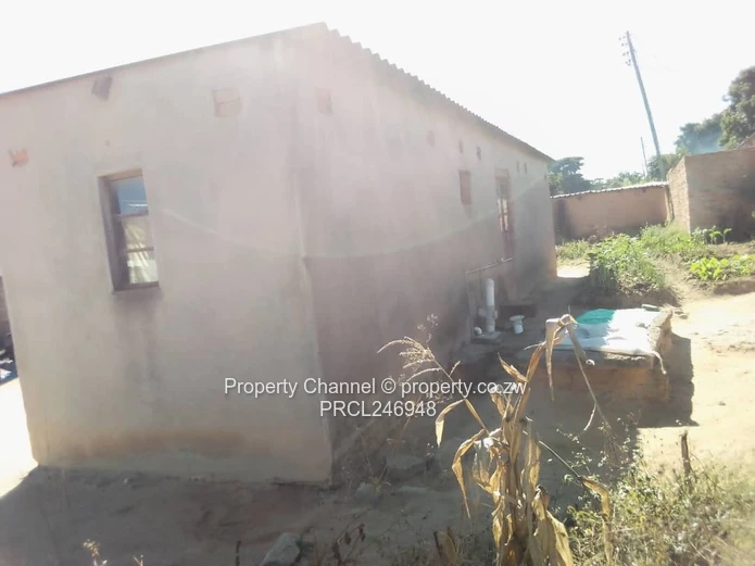 3-Bed Home with Gated Front & Spacious Yard, Rusape
