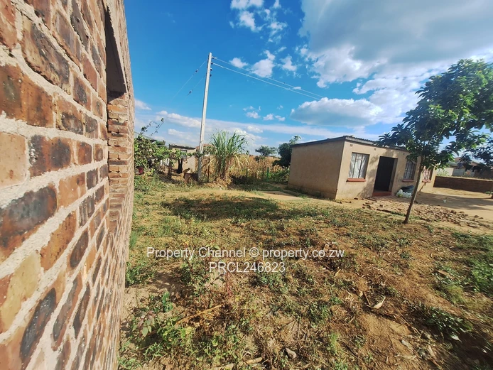 Unfinished 4-Bed Shell with Garage & En-Suite in Glaudina