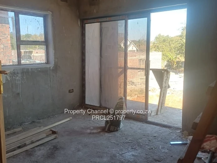 Duplex Flats For Sale In Logan Park