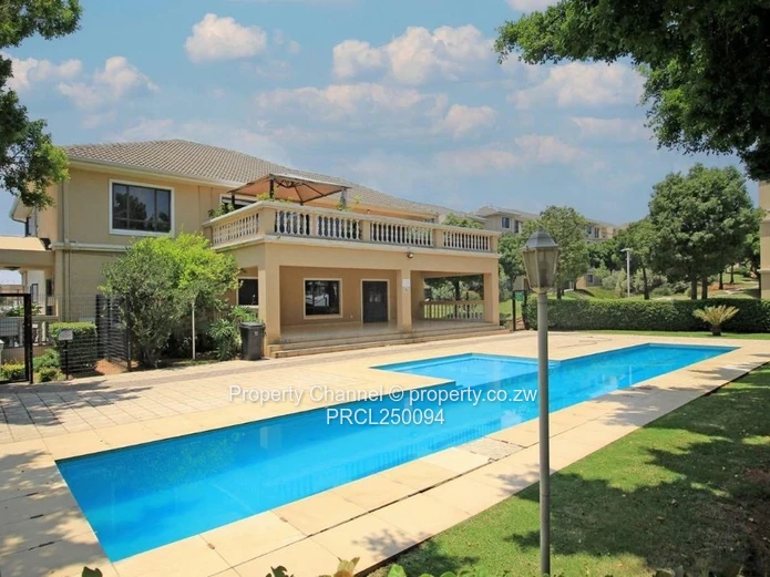 Spacious 2-Bed Apartment with Pool & Gardens in Midrand, Johannesburg, South Africa