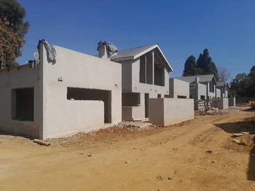 3 Bedroom Flat & Apartment