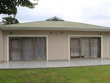 3 Bedroom Garden Flat
