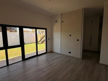 3 Bedroom Garden Flat