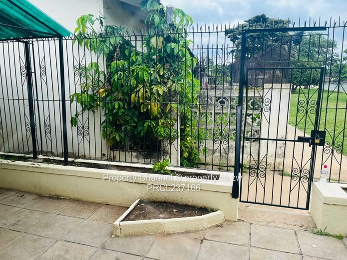 2 bed, lounge, dinning, kitchen apartment