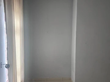 3 Bedroom Flat & Apartment