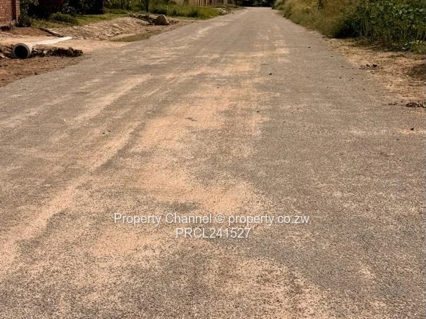 826m² Plot on Quiet Paved Road, Zimre Park East