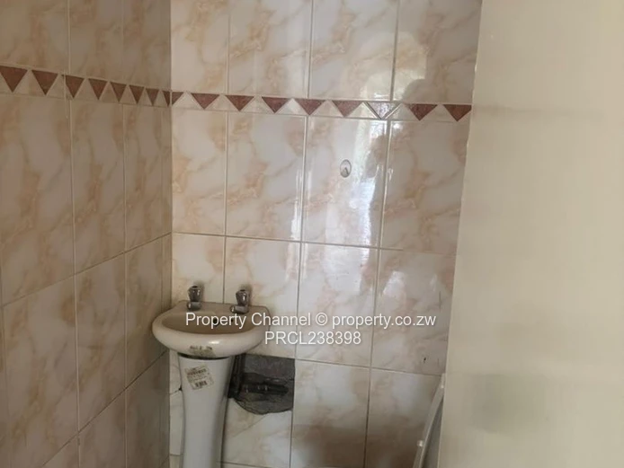 Spacious 4-Bedroom Home with Guest Wing