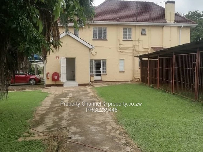 Town House For Sale In Milton Park