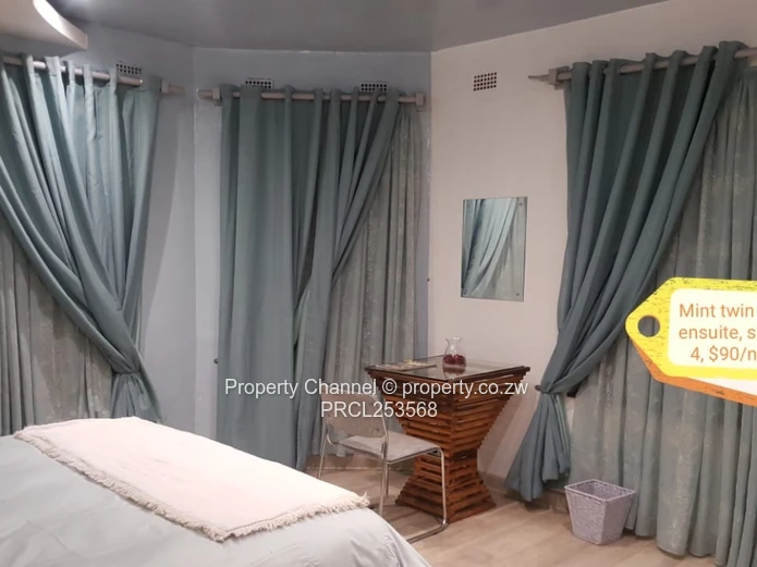 Off-Grid Luxury In Mt Pleasant Heights!