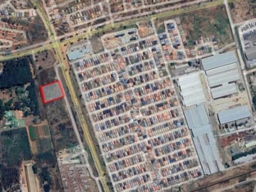 Commercial & Industrial Land