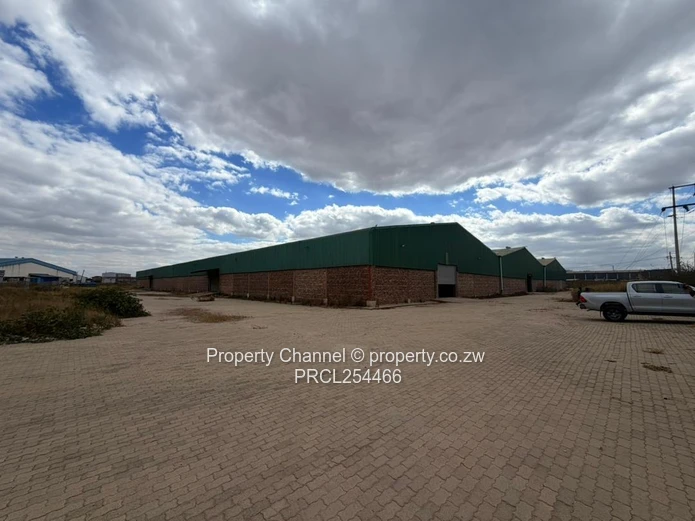 Willowvale Industrial Giant — 2.8 Ha | 3 Warehouses | Underground Tank