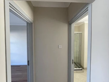 Flat & Apartment