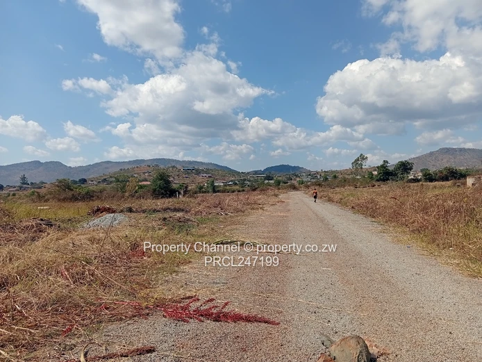 Mazowe 1000m² Stand – Main Road Frontage & Hill Views