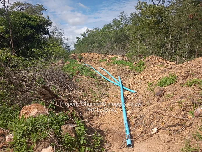 1172m² Serviced Stand in Kadoma – Road & Drainage Ready