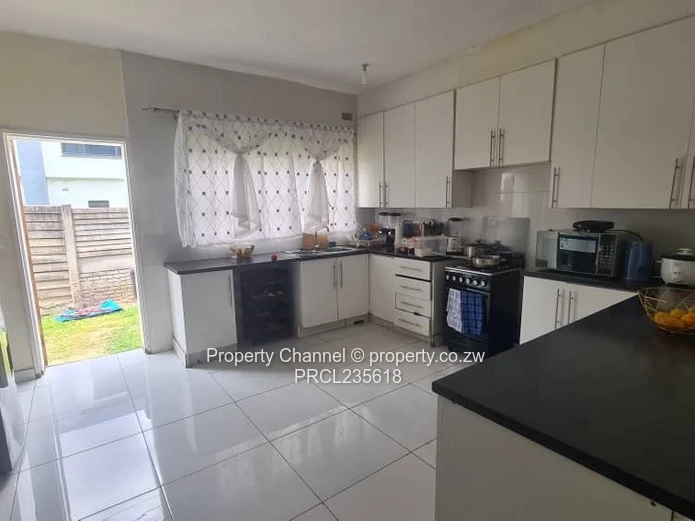 Grab the opprtunity to own your own dream apartment in Greendale. 