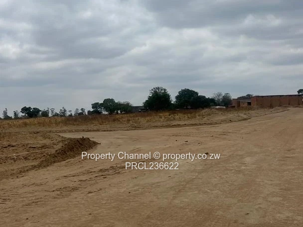 300 m² Cleared Stand in Nyabira – Level, Road Access