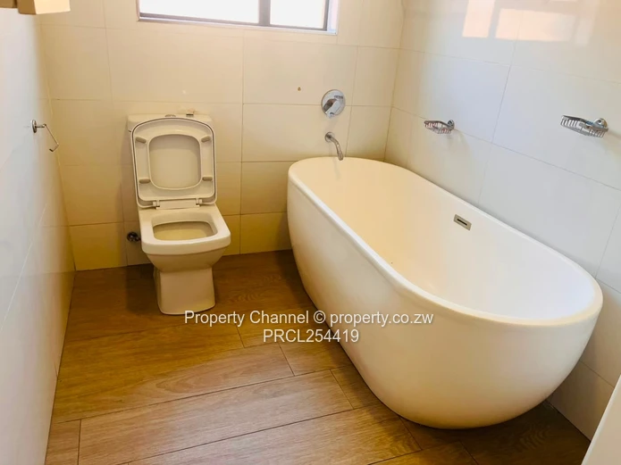 Stylish 3-Bed Avondale Flat with Borehole & Modern Kitchen