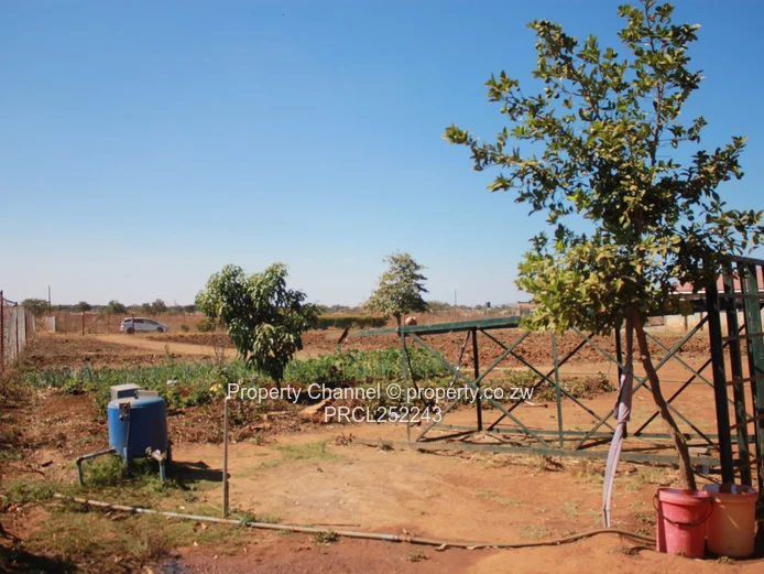 Incomplete 3 Bed Cottage on 2,500m² with Borehole in Knowe, Norton