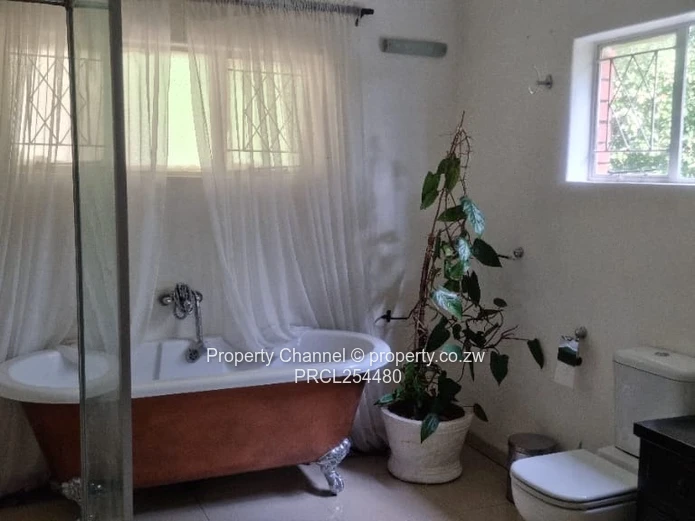 House (Furnished) For Sale In Glen Lorne