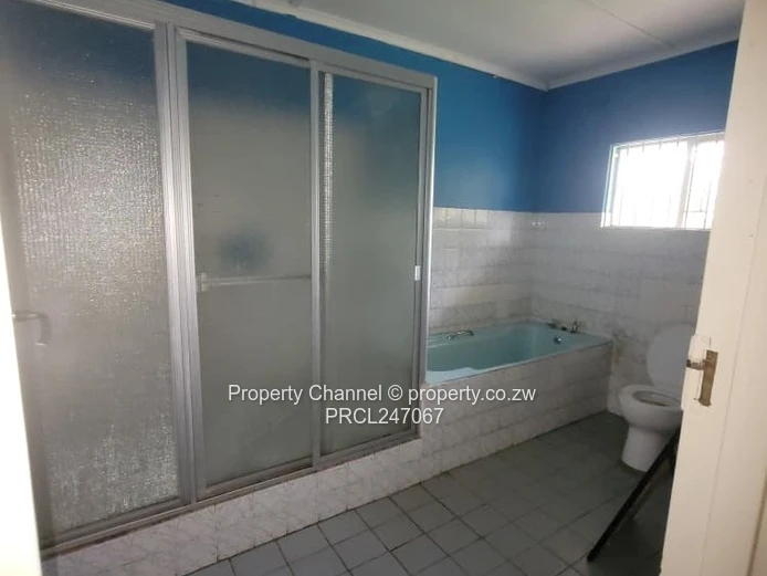 House For Sale In Vainona Borrowdale