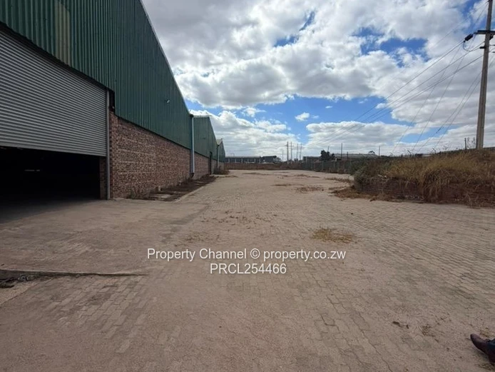 Willowvale Industrial Giant — 2.8 Ha | 3 Warehouses | Underground Tank