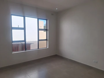 4 Bedroom Garden Flat
