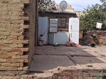 2 Bedroom House
