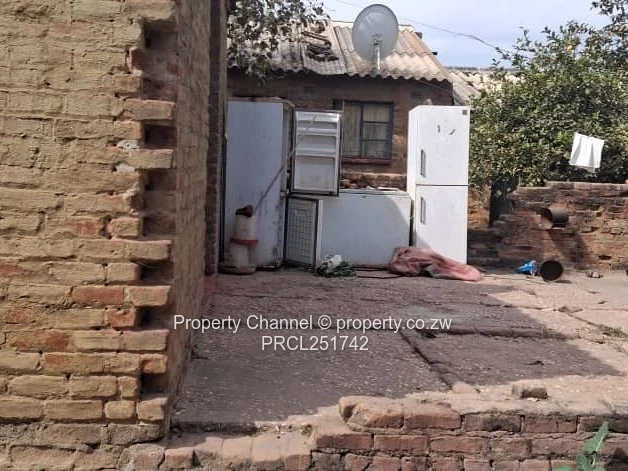 Karoi 2-Bed Brick Home 