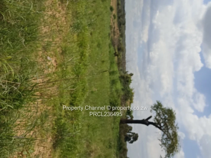 300m² Stand with Tarred Road Access — Chiedza Park, Harare South