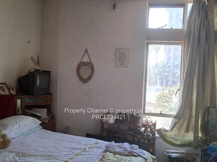 Bright 2-Bed Apartment in Avenues, Harare CBD - Balcony & Parking