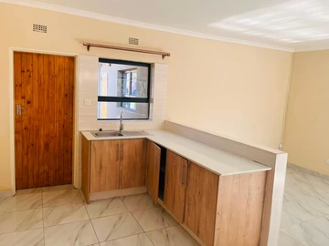 2 Bedroom Garden Flat