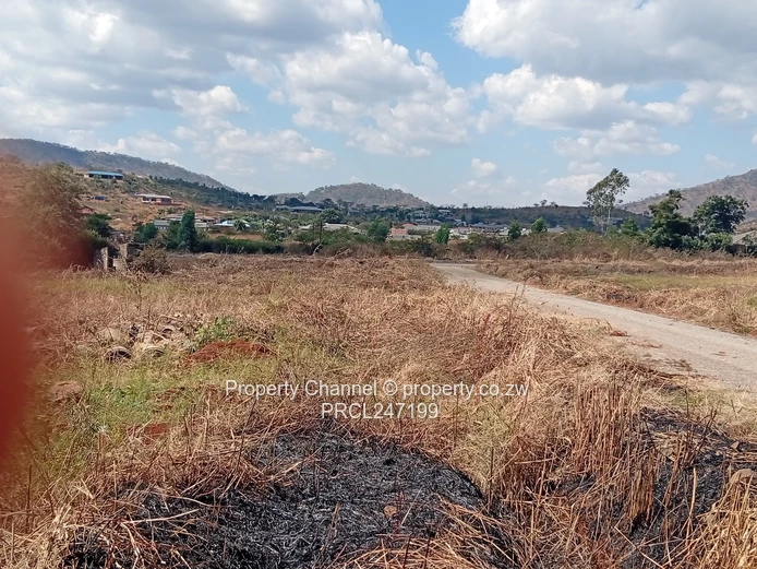 Mazowe 1000m² Stand – Main Road Frontage & Hill Views