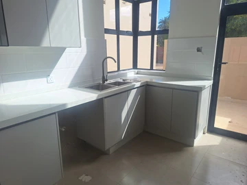 4 Bedroom Garden Flat