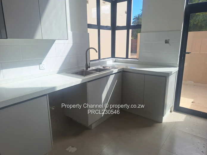 Luxurious Clusters Close To Arundel Shops