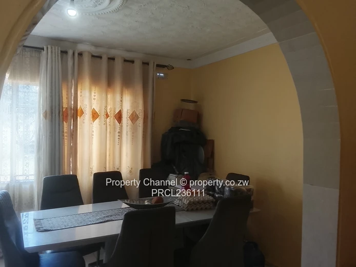 Spacious 3-Bed Home with Borehole & Large Yard in Southlea Park