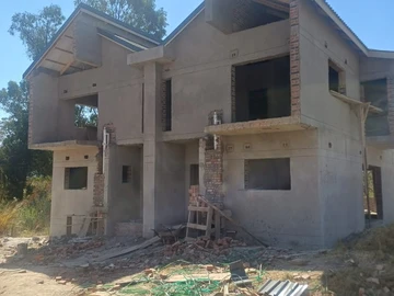 3 Bedroom Flat & Apartment
