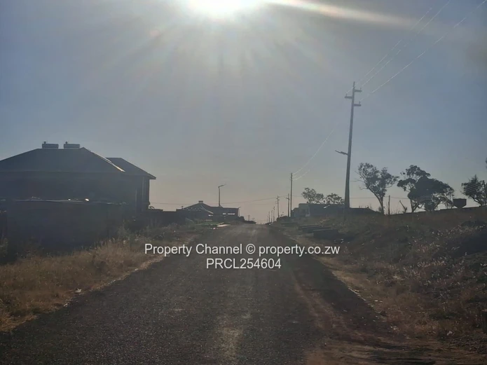 800 m² Gated Stand at Nyeredzi Ridge, Harare North