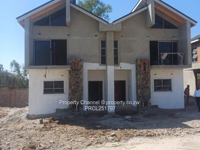 Duplex Flats For Sale In Logan Park