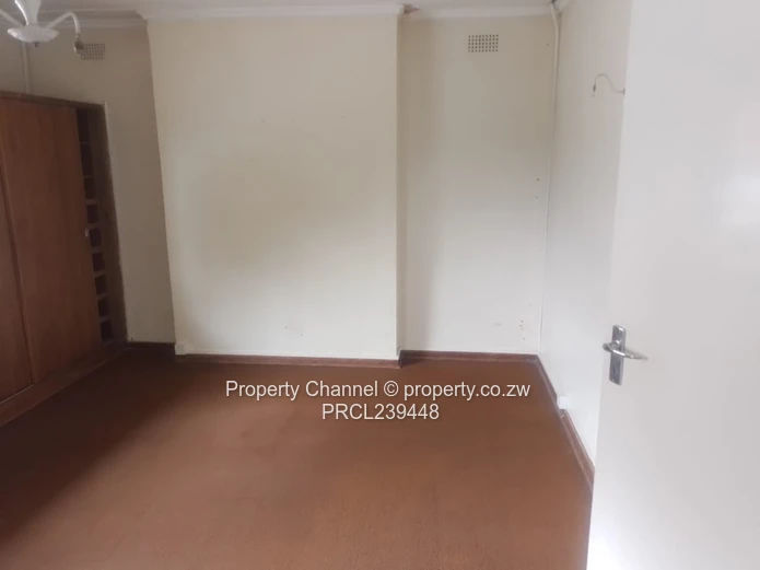 Town House For Sale In Milton Park