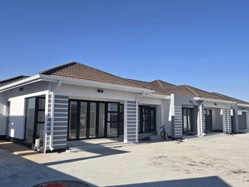 7 Bedroom House