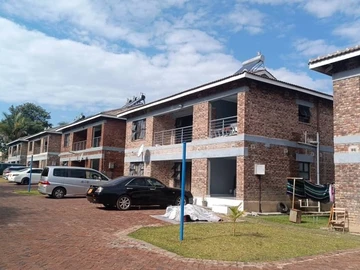 3 Bedroom Flat & Apartment