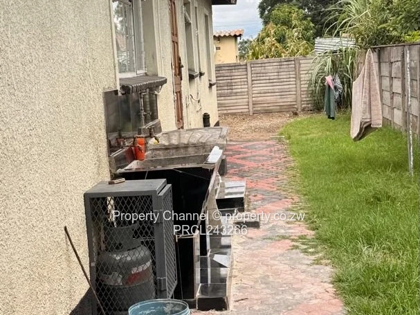 Mainway Meadows 3-Bed Brick Home - Modern Kitchen & Borehole