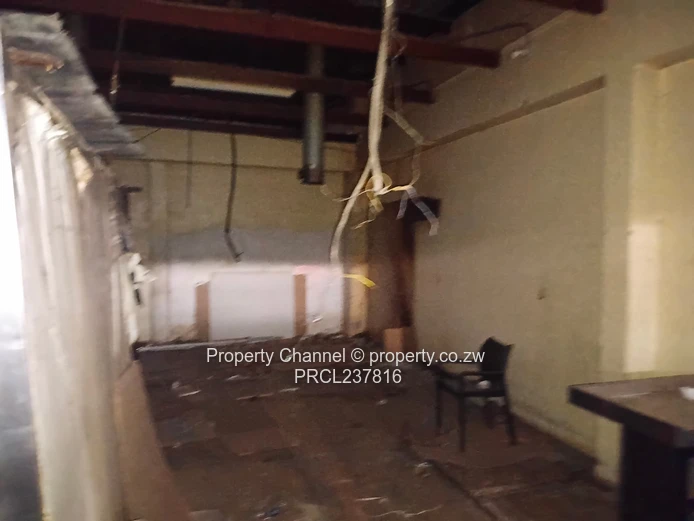 Commercial Building With Major Road Frontage 