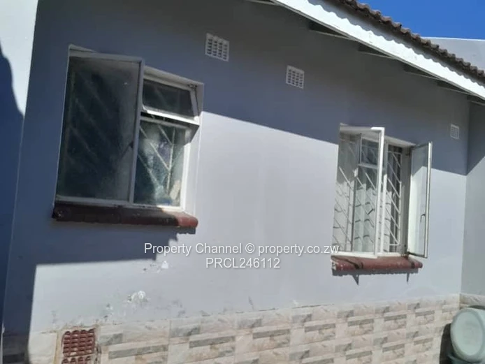 Gated Community Home with Deeds