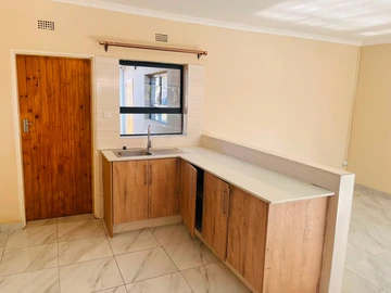 2 Bedroom Garden Flat